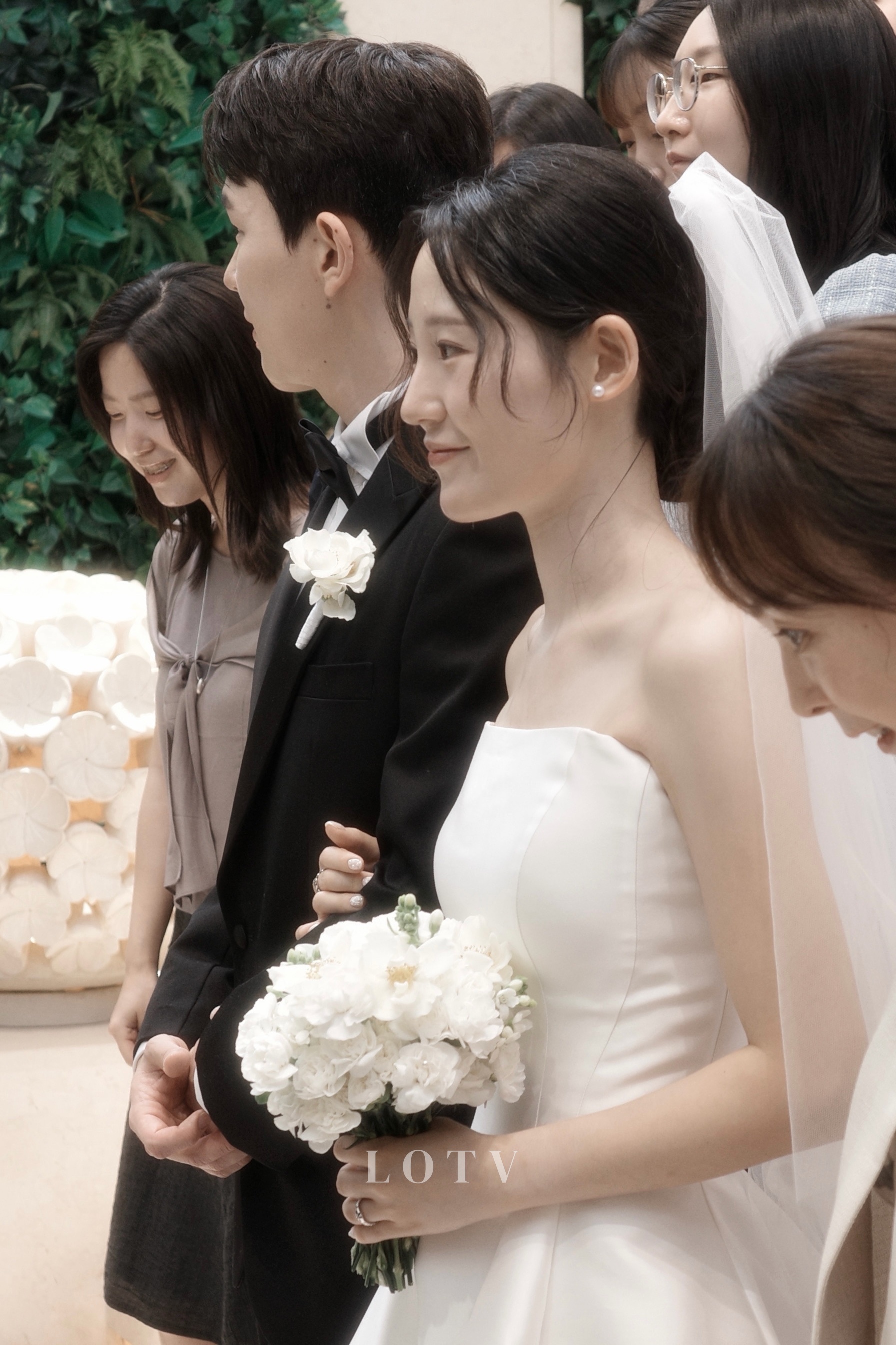 더 채플앳 논현 스냅 27